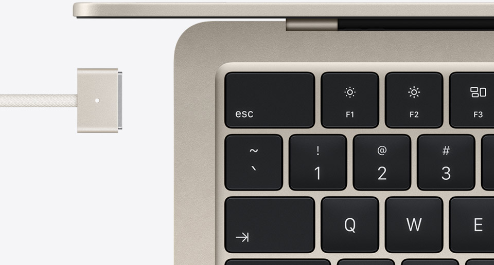 APPLE MacBook Air 13.6" M3 Chip | 8C GPU | 8 GB RAM | 256 GB SSD