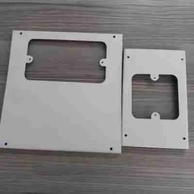 300mm x 50mm trunking Knockout  