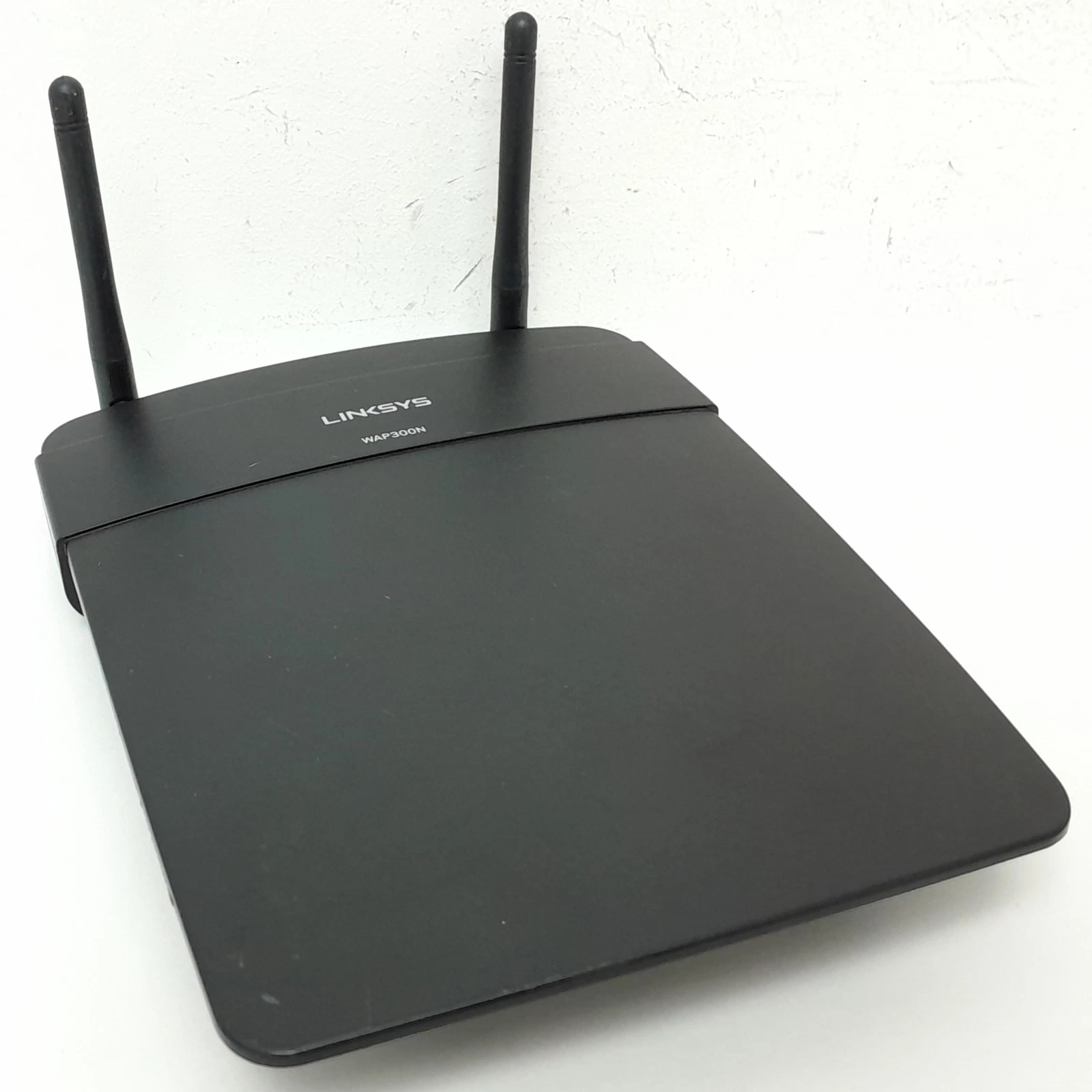 LINKSYS WAP300N ACCESS POINT.